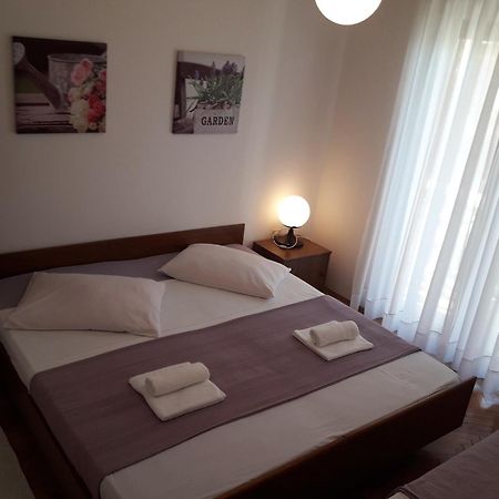 Apartments Ane Sukosan Bagian luar foto